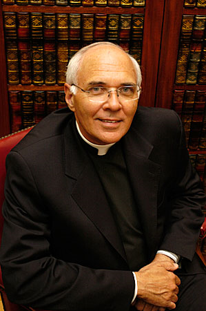 msgr.-kevin-w.-irwin-.png